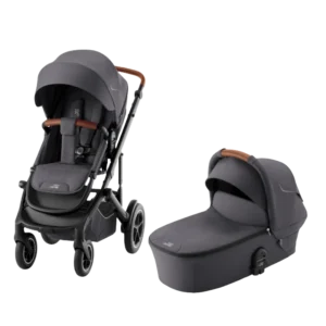 en grå Britax smile 5z barnvagn med liggdel