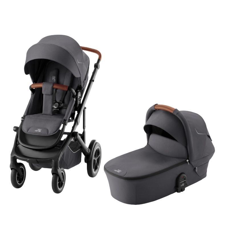 en grå Britax smile 5z barnvagn med liggdel
